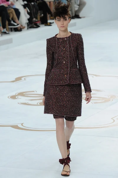 Look 17